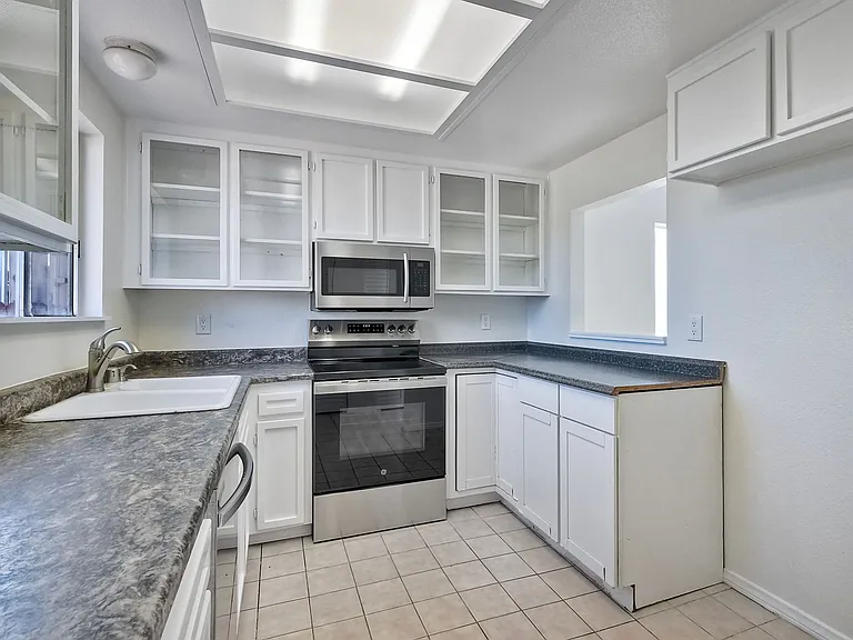 1252 Soria Gln — Photo 8