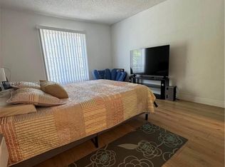 5201 Geneva Way APT 309, Doral, FL 33166