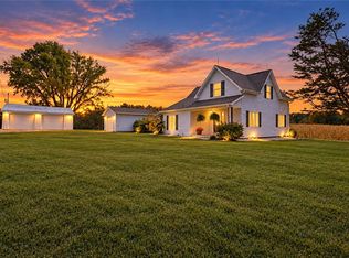 6844 N County Road 2100e, Charleston, IL 61920