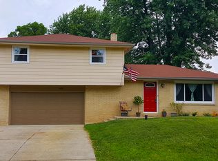 402 Slack Dr, Anderson, IN 46013