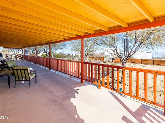 5th image of 3520 E Andrada Rd