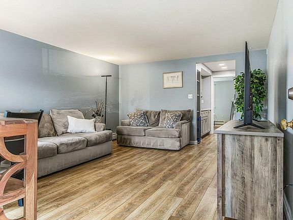 3rd image of 703 Cocheco Court #703