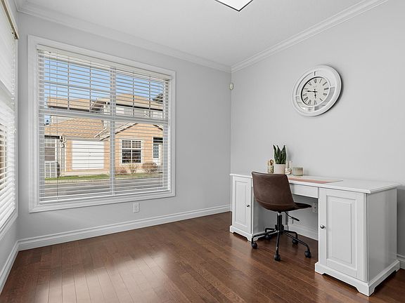 5th image of 46150 Riverside Dr #4