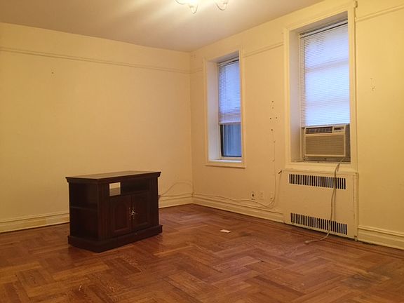 2nd image of 2306 Ocean Ave APT A7