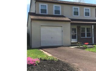 272 Pamela Cir, Harleysville, PA 19438