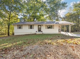 16018 Walnut Dr, Fayetteville, AR 72704