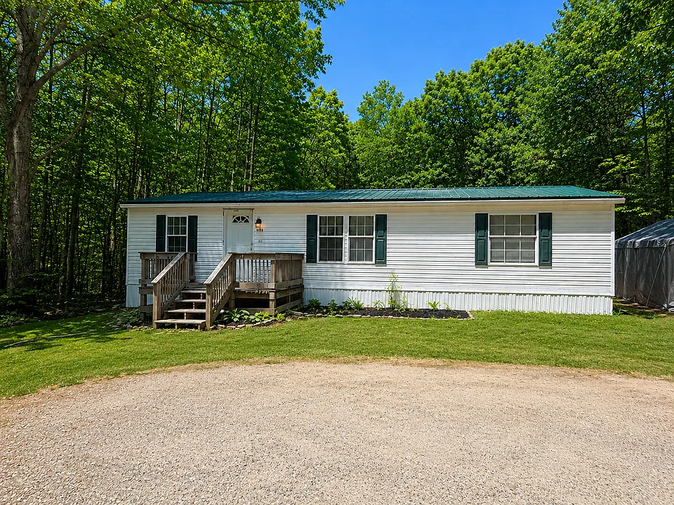 102 Ridge Rd