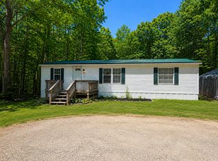 102 Ridge Rd, Newcastle, ME 04553