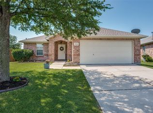 2082 Sol Dr, Little Elm, TX 75068
