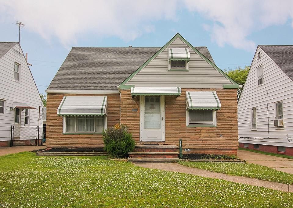 1st image of 7412 Traymore Ave