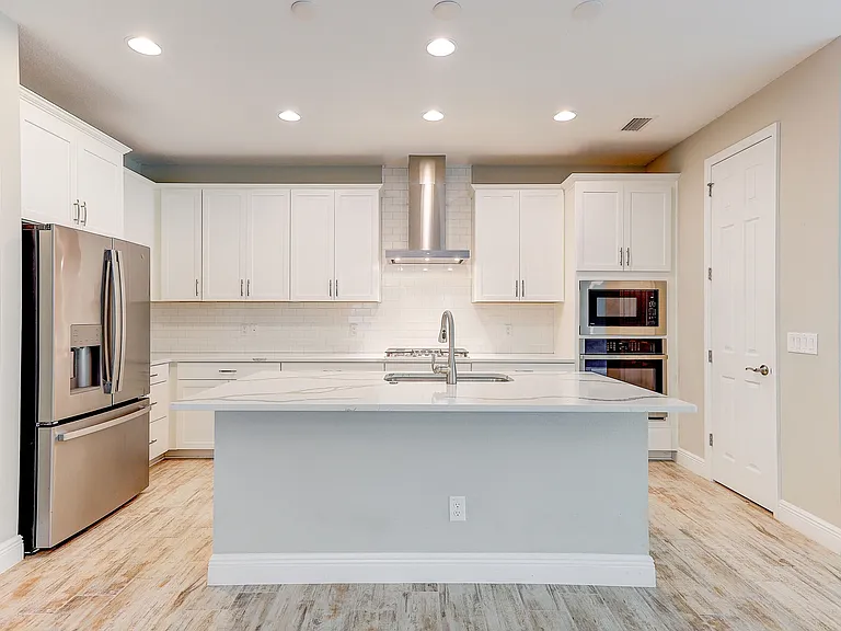 4000 Burdick Loop — Photo 6
