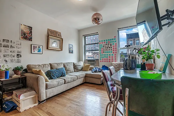 Rented by Compass | media 2