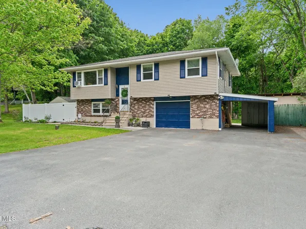 54 Kuhl Boulevard, Wynantskill, NY 12198