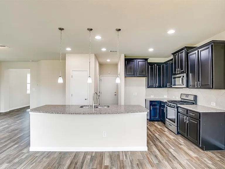 1005 Dawson Dune Cv — Photo 9