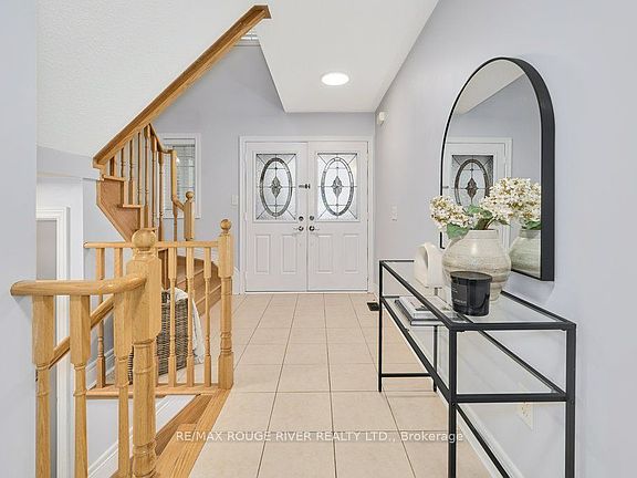 2nd image of 176 Bathgate Cres