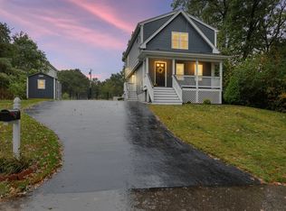 9 Evergreen Rd, Attleboro, MA 02703