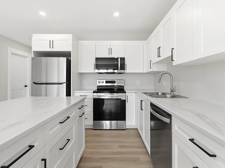 286 Maccoun St #284 — Photo 7