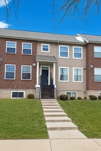 1981 Clover Ridge Dr, Chaska, MN, 55318