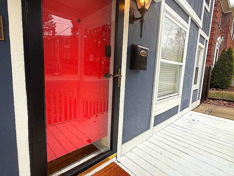 Isis Ave — Photo 2