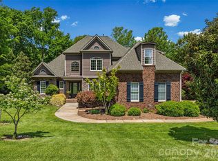 5826 Natoma Rd, Lake Wylie, SC 29710