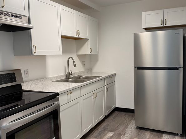1633 Gaylord Ave APT 8