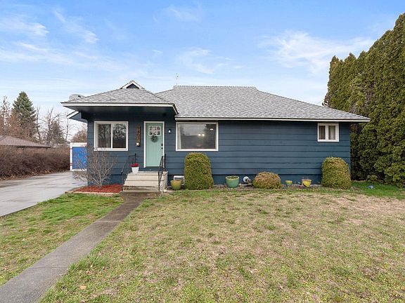 2nd image of 9407 E Nixon Ave