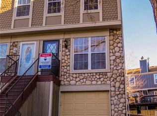 8038 S Columbine Ct, Centennial, CO 80122