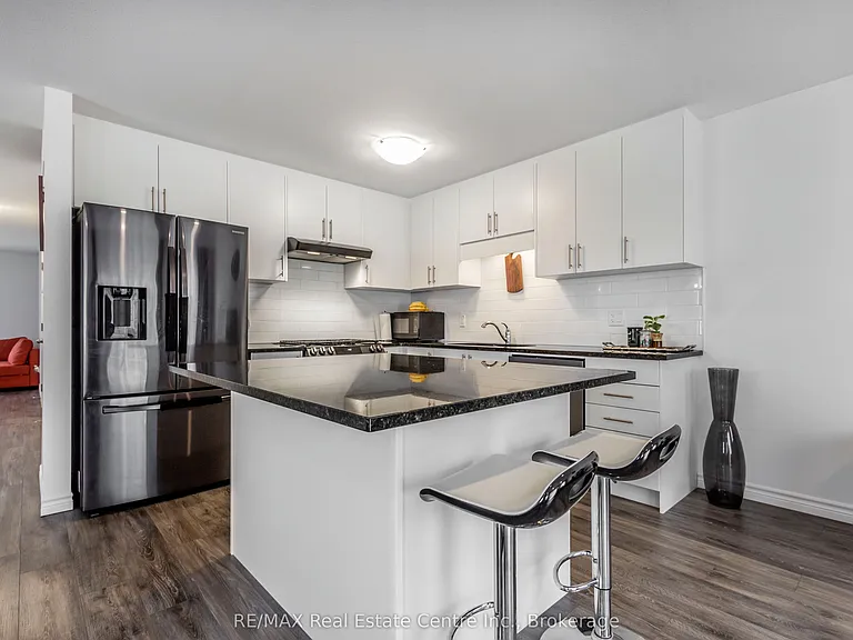 1 Mill St W #1 — Photo 7