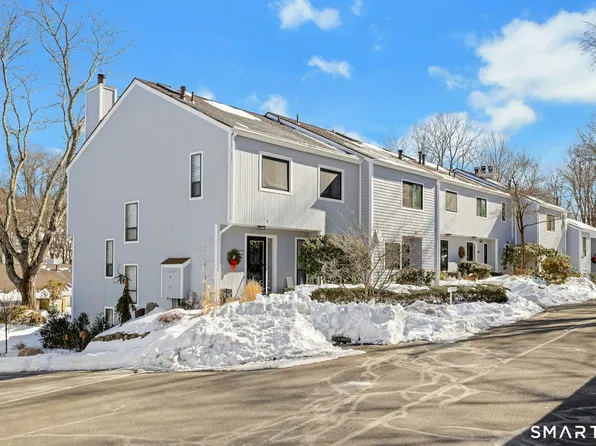 45 Ettl Lane #205, Greenwich, CT 06831