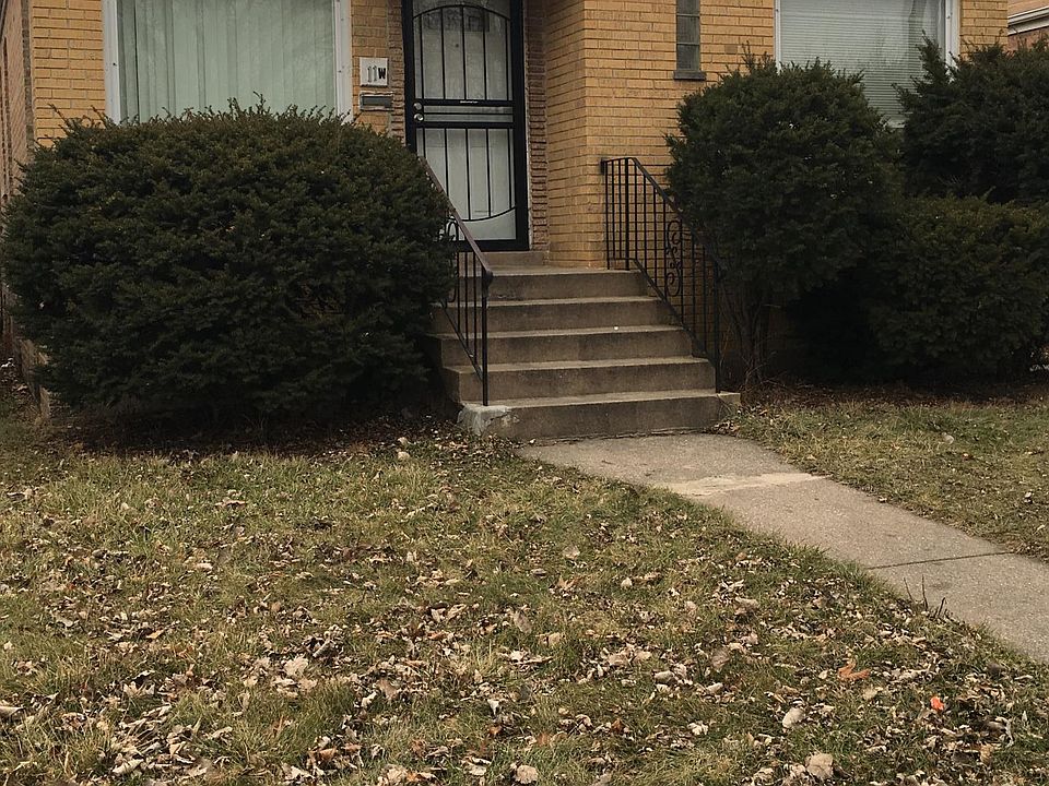 1st image of 11 W 146th St