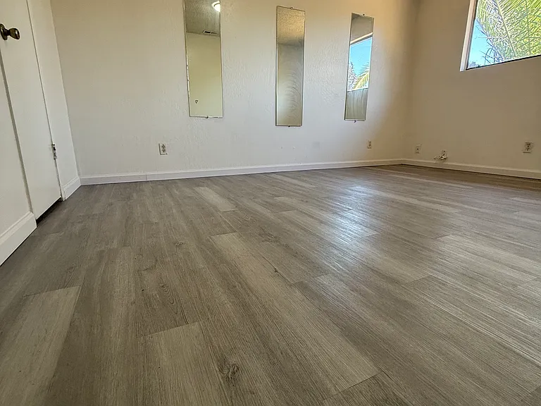 7 E Ponce De Leon Ave #N — Photo 1