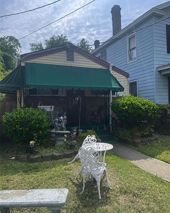 1st image of 2126 Chestnut Ave