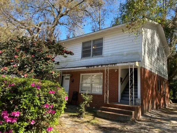 207 1/2 W Force St, Valdosta, GA 31601