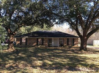 9632 Trendale Dr, Greenwell Springs, LA 70739