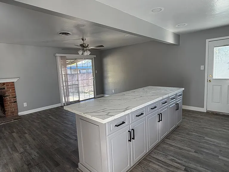 3608 Balboa Dr — Photo 16