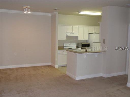 3rd image of 142 Southern Pecan Cir Unit 106