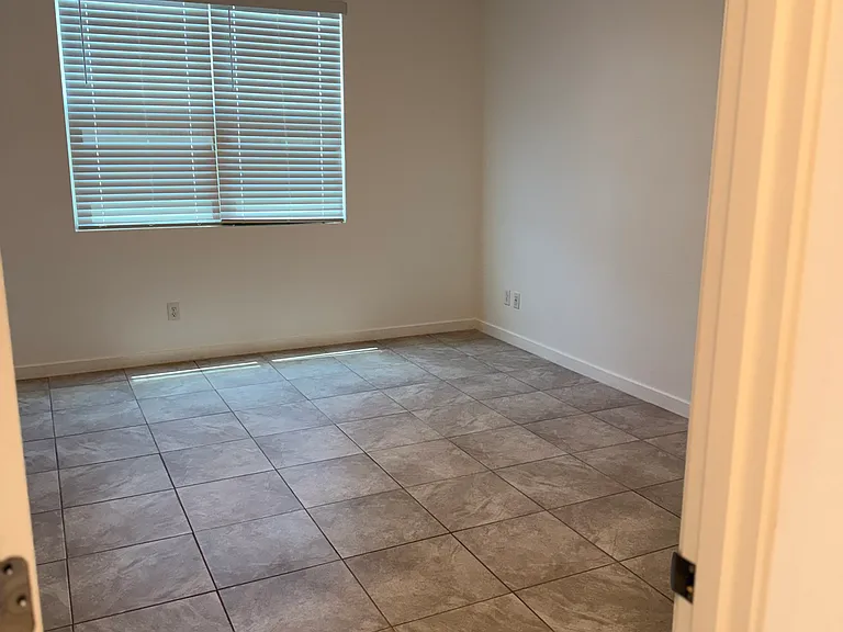 20265 W Rancho Dr — Photo 18
