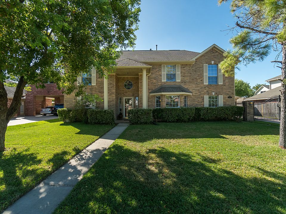 1st image of 307 Primrose Ln