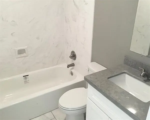 307 5th St #B — Photo 8