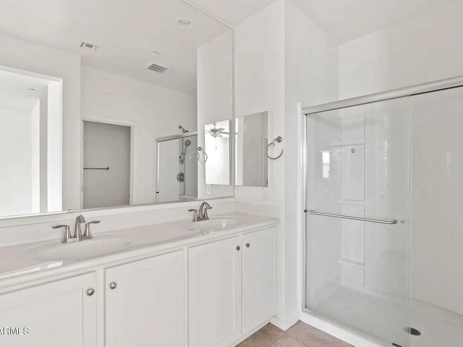 4 bed, 2.0 bath, 1868 sqft, $2,750 — Photo 4