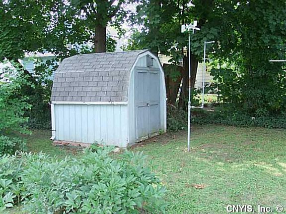 5th image of 134 Coral Ave