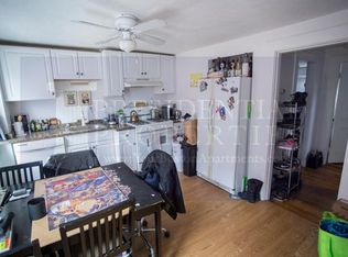 166 Prince St #2, Boston, MA 02113