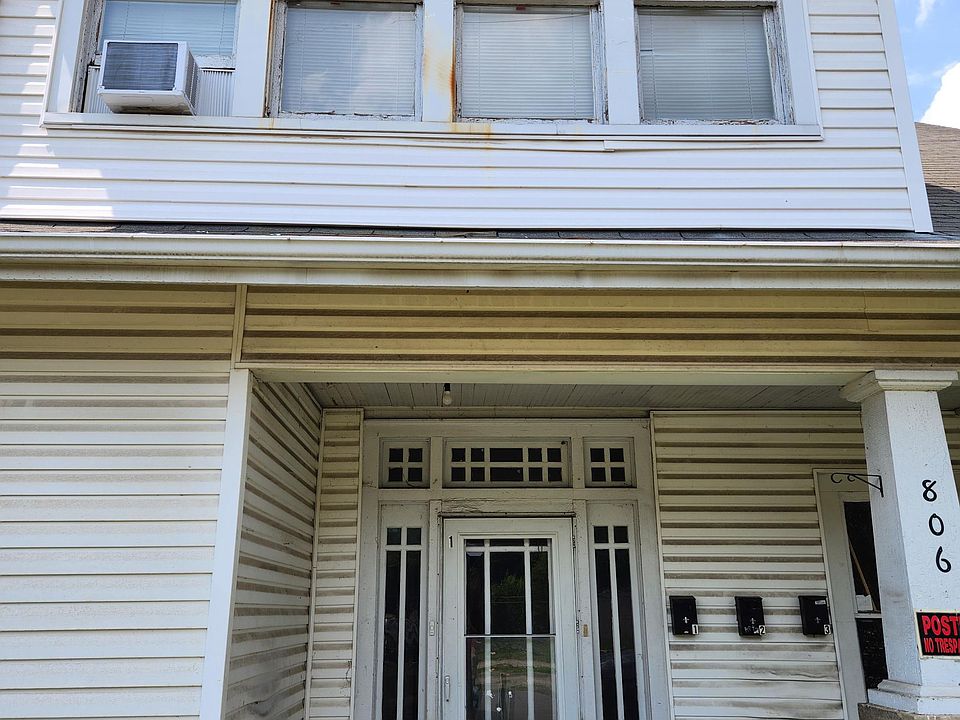 1st image of 806 Stewart Ave SE APT 1