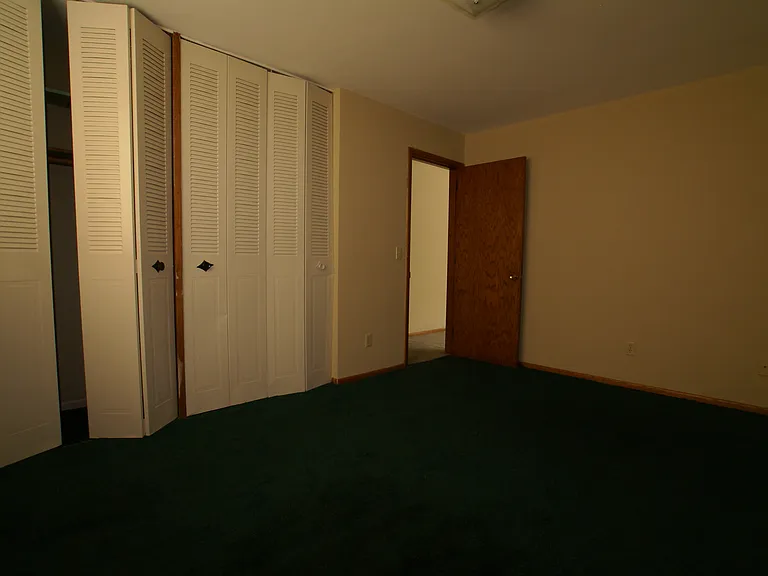 2301 Pillsbury Ave — Photo 9