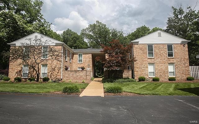 1st image of 428 Colony Woods Dr #428