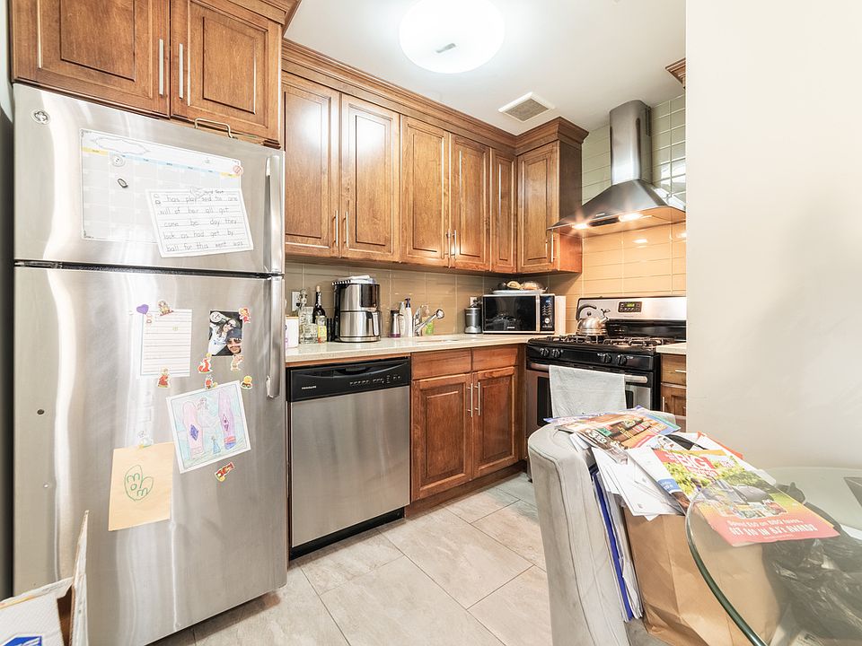 1st image of 300 Eldert St #3A
