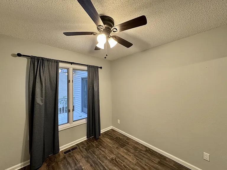 310 Paoli Trce — Photo 15