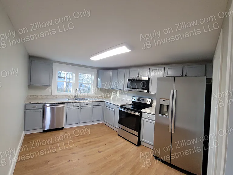 1911 E Watauga Ave — Photo 4