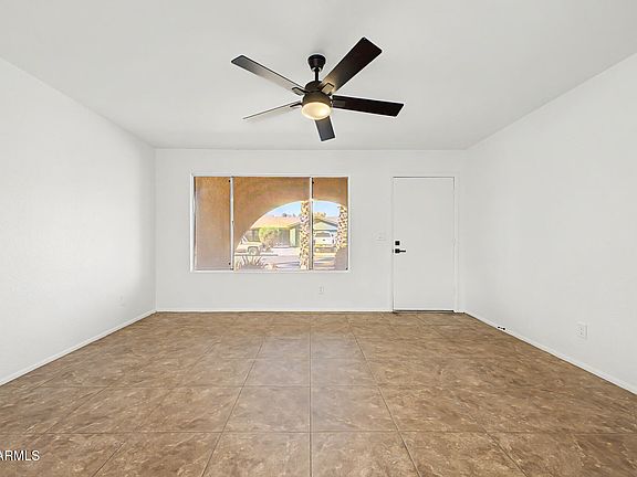 5th image of 515 W GREENTREE Drive