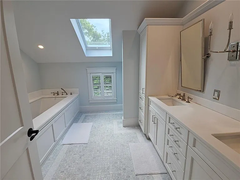 209 Coggeshall Ave — Photo 33